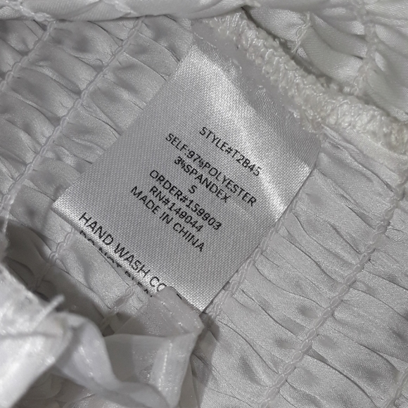 FASHION NOVA cropped puff sleeve - Picture 6 of 6